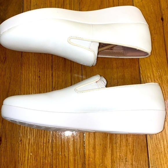 Beautiful Fitflop optic white leathersneaker/loafer. Size 7.5.NWT in Box. - Picture 4 of 7